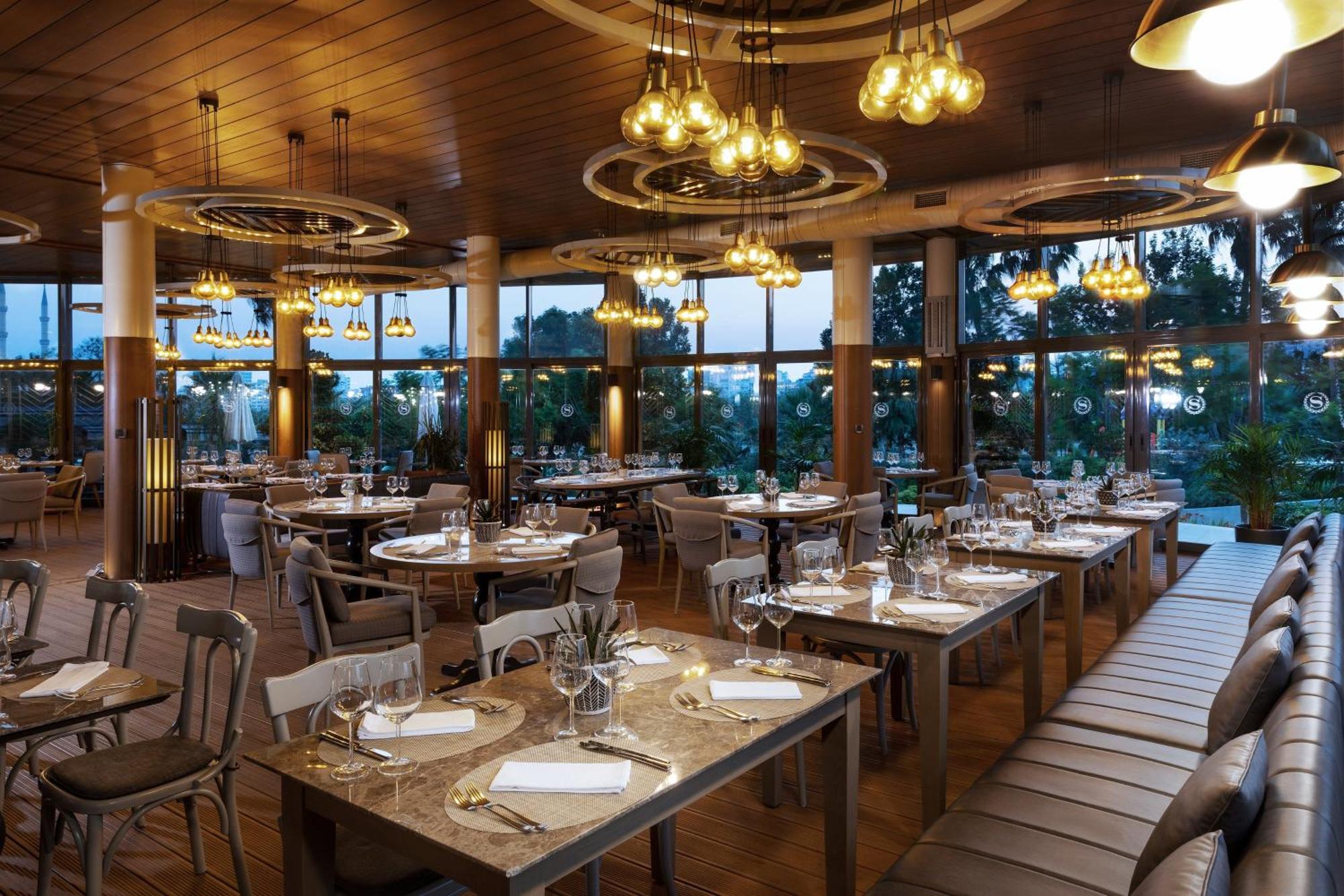 Sheraton Grand Адана Екстер'єр фото