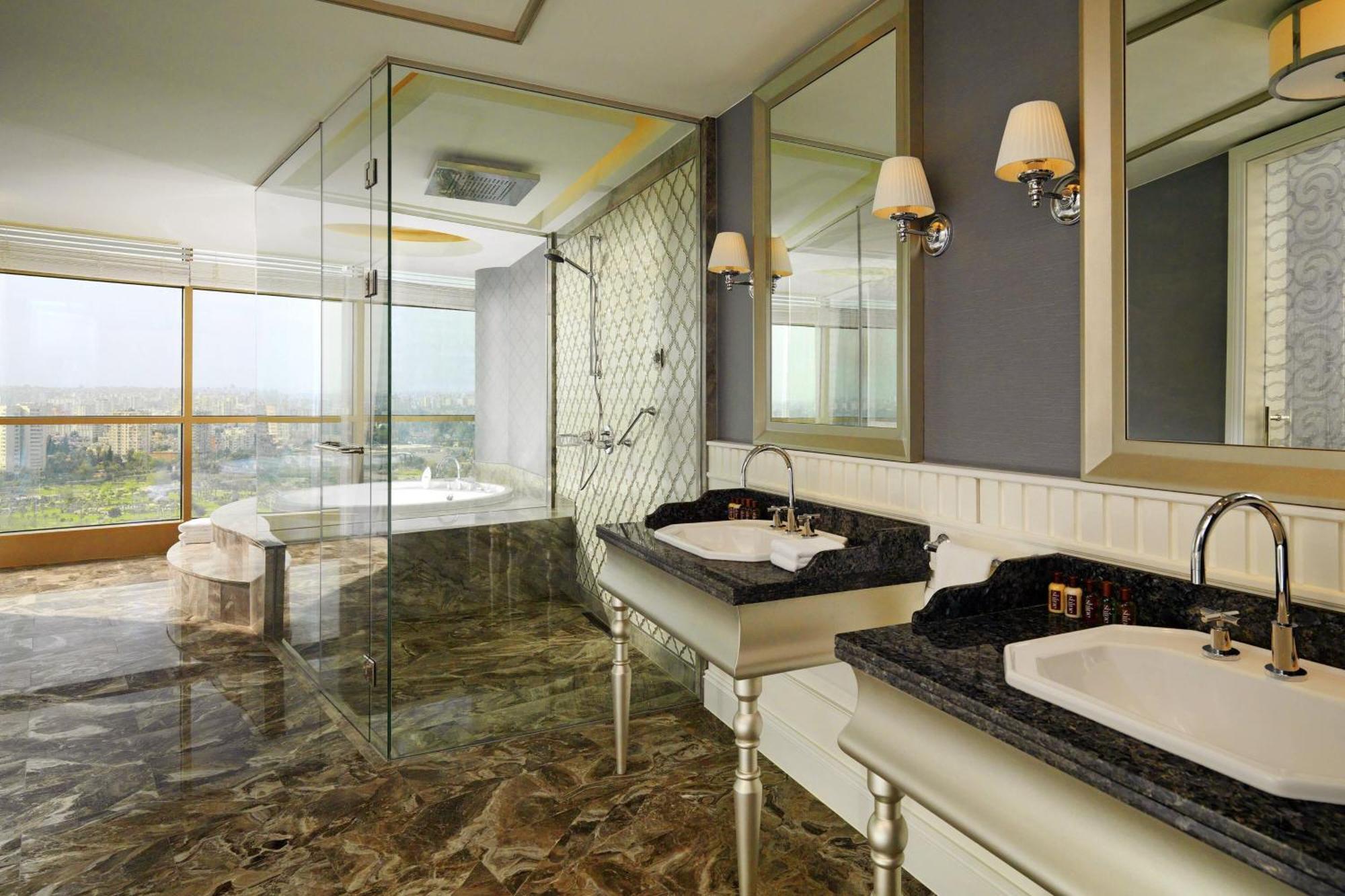 Sheraton Grand Адана Екстер'єр фото